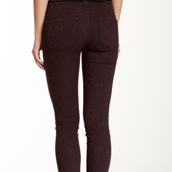 Vince Denim - VINCE Skinny Jeans (NWOT)